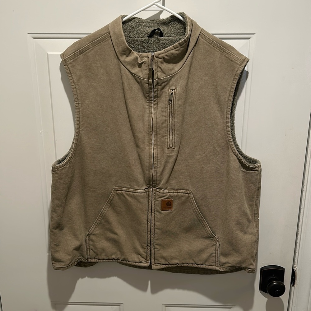 Mens XL Carhartt tan vest